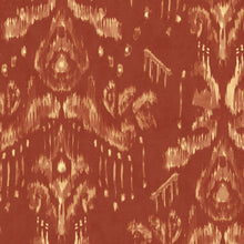 Ancestral Ikat - Carta da Parati MINDTHEGAP | Transylvanian Rhapsody